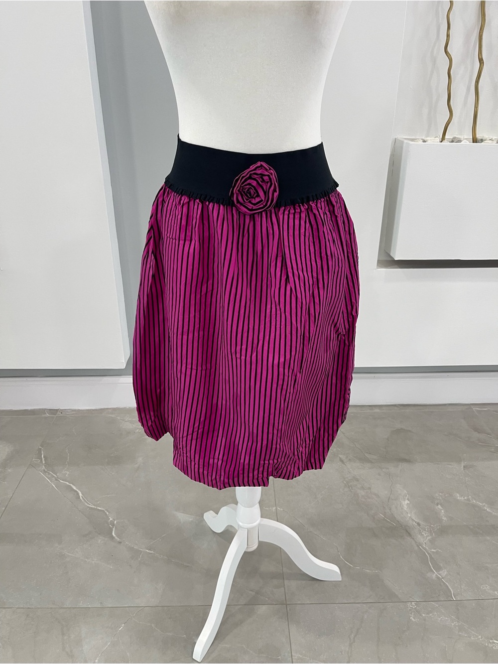 Unbranded Magenta and Black Striped A-Line Bubble Skirt with Rosette Waist